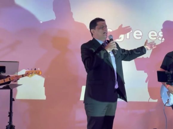 Anunciando Avivamiento – Pastor Roberto Román Arias